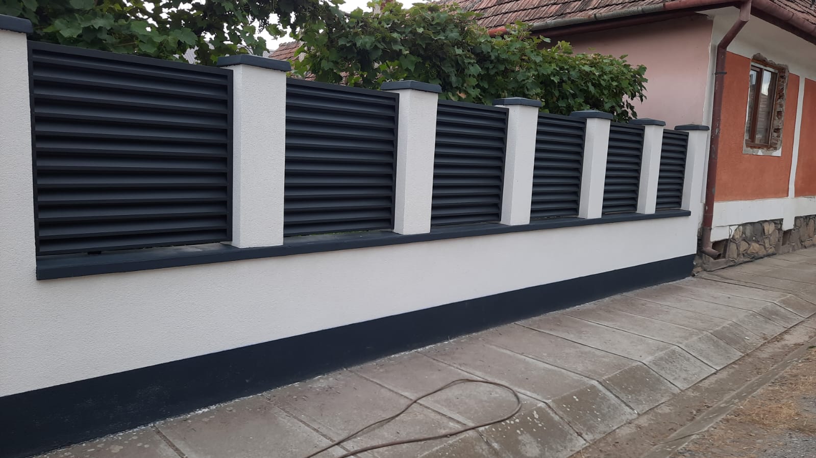 Gard montat la cheie — imagine din portofoliu (34)